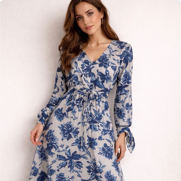 Kate & Mallory Dresses & Skirts - Kate & Mallory Abstract Floral Maxi Dress XS Bohemian ResortWear Wedding Guest